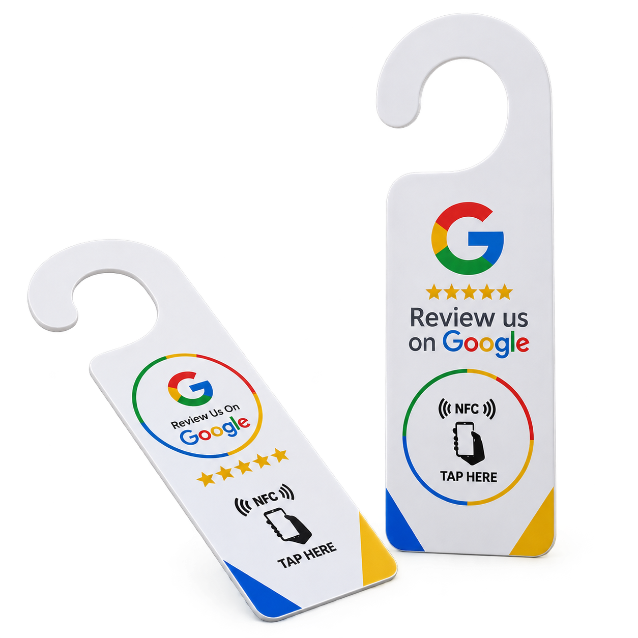 Zwei weiße NFC-Bewertungstüranhänger